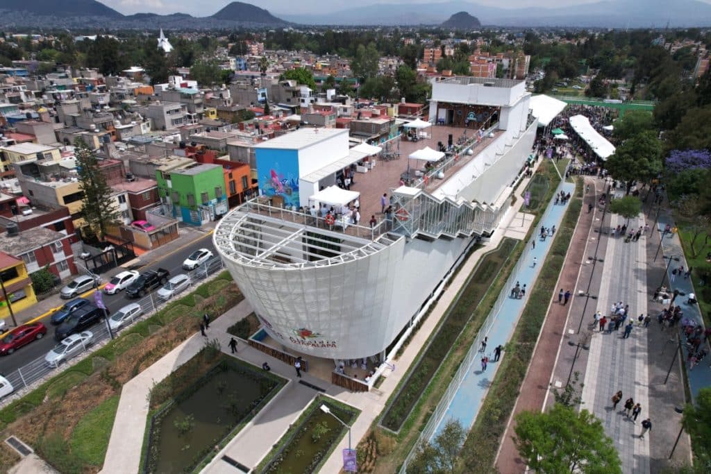 Barco Utopía Iztapalapa: Un Viaje a la Cultura, Ciencia y Tecnología