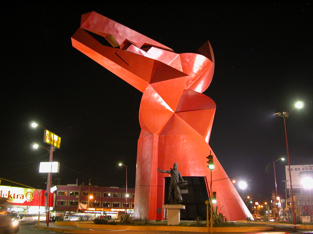 El Coyote de Neza: El Colosal Guardián del Valle de México